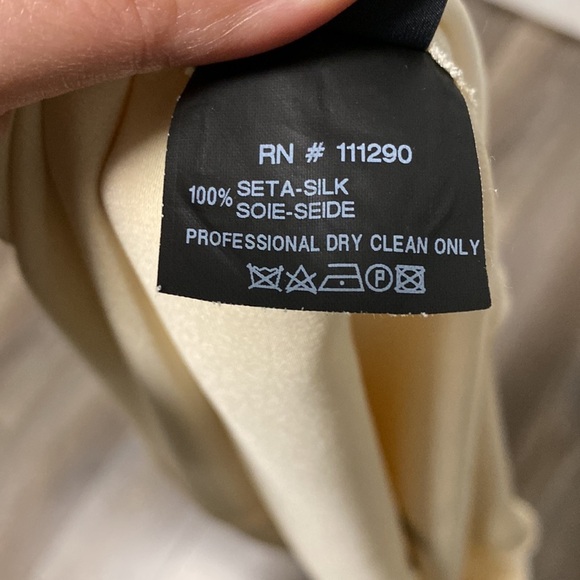 DEREK LAM SETA SILK BLOUSE 6 - Picture 16 of 16